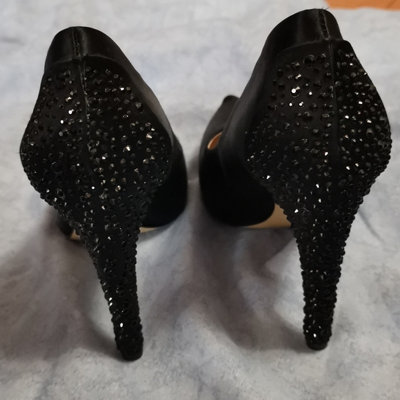 Nine West satin heel shoes - Picture 5 of 6